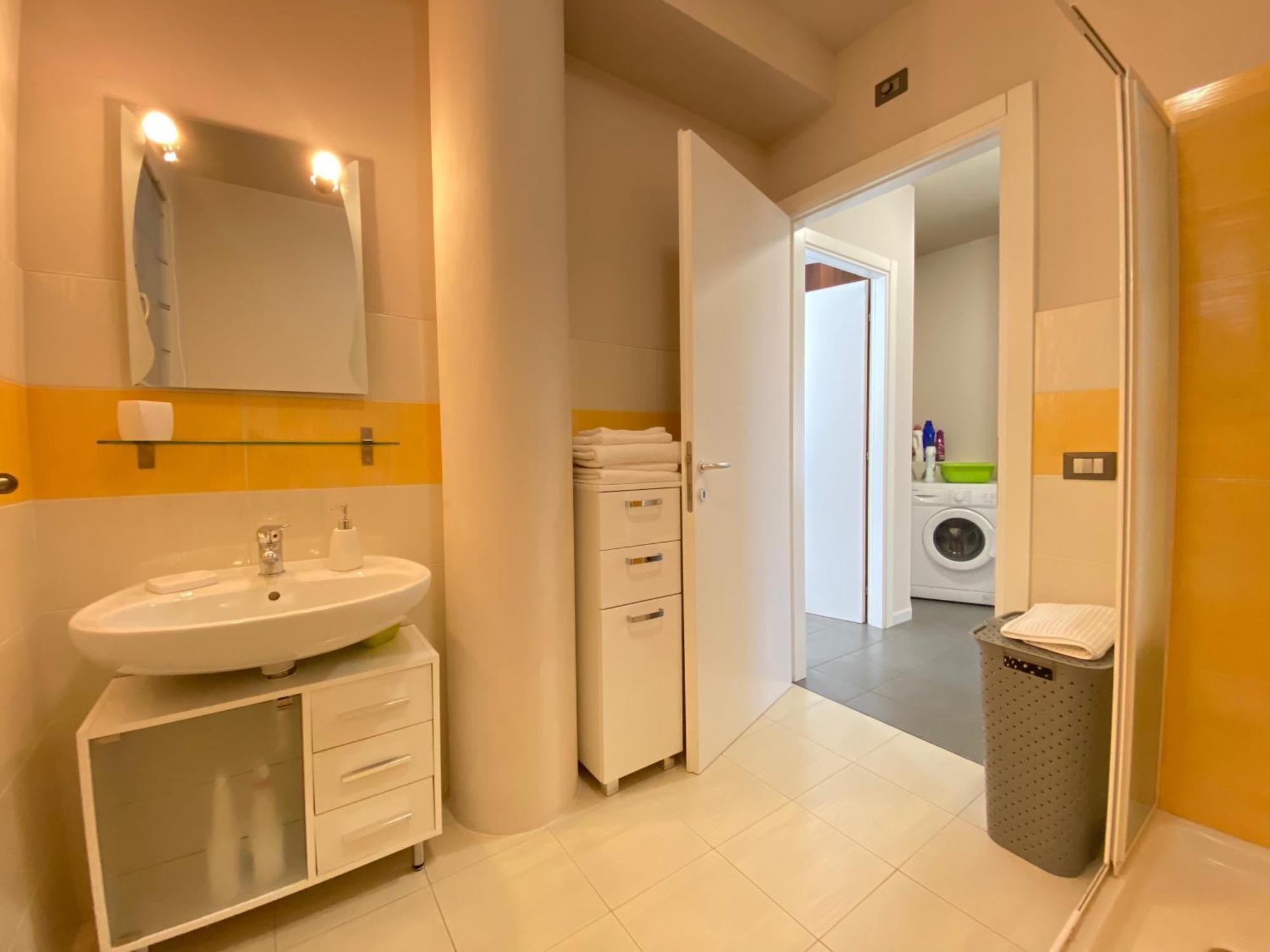 M.D.A. Apartment ตอสโกลาโน มาแดร์โน ภายนอก รูปภาพ